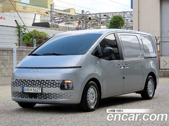 Hyundai Staria Cargo 3-Seater Smart