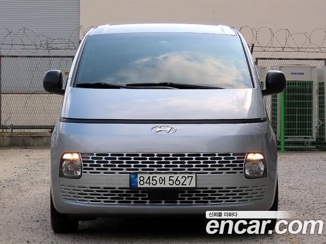 Hyundai Staria Cargo 3-Seater Smart 2022 — фото 2