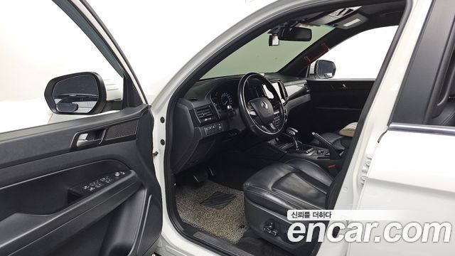 KG Mobility (SsangYong) Rexton Sports Khan Diesel 2.2 4WD Dynamic Edition (5-Link) 2021 — фото 10