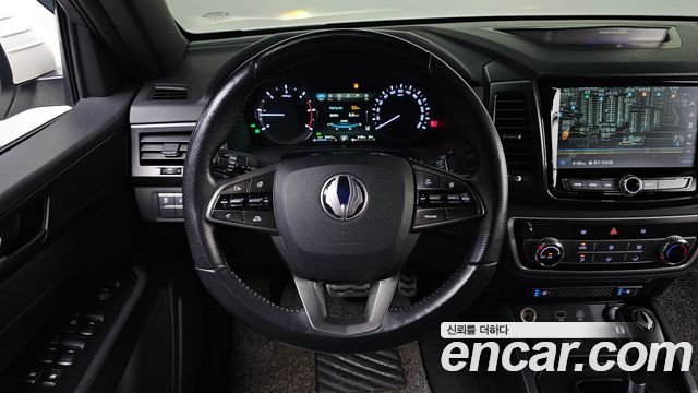 KG Mobility (SsangYong) Rexton Sports Khan Diesel 2.2 4WD Dynamic Edition (5-Link) 2021 — фото 12