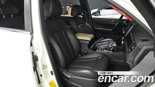KG Mobility (SsangYong) Rexton Sports Khan Diesel 2.2 4WD Dynamic Edition (5-Link) 2021 — фото 26
