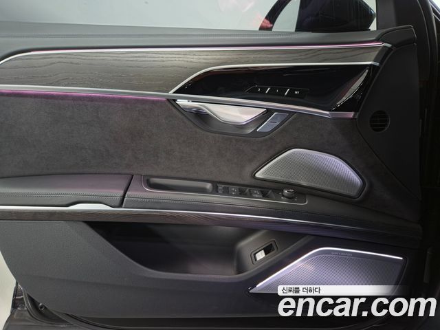 Audi A8 (D5) 55 TFSI Quattro Premium LWB 2023 — фото 20