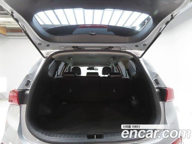 Hyundai Santa Fe (TM) Diesel 2,0 4WD Premium 2020 — фото 9