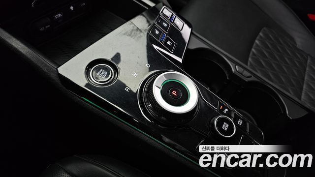 Kia Sportage Hybrid (V) Signature Gravity 2WD 2023 — фото 9