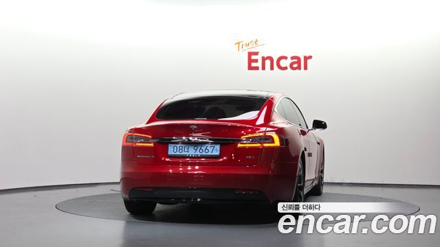 Tesla Model S 90D 2017 — фото 4
