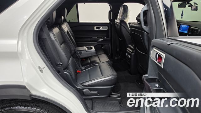 Ford Explorer (VI) 2.3 LimIted 4WD 2020 — фото 15