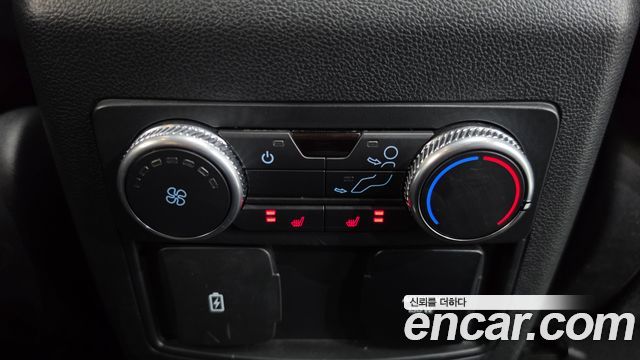 Ford Explorer (VI) 2.3 LimIted 4WD 2020 — фото 23