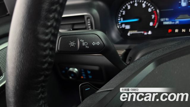 Ford Explorer (VI) 2.3 LimIted 4WD 2020 — фото 35