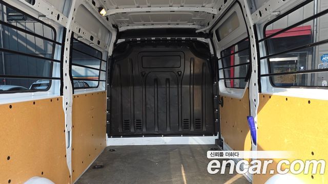 Renault Korea Master 2.3 Van L 2024 — фото 19
