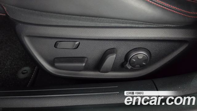 Genesis G70 Gasoline 3.3T 2WD 2021 — фото 31