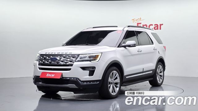 Ford Explorer 2.3 Limited 4WD 5th