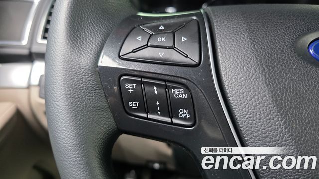Ford Explorer 2.3 Limited 4WD 5th 2018 — фото 20