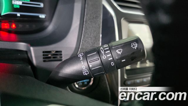 Ford Explorer 2.3 Limited 4WD 5th 2018 — фото 29