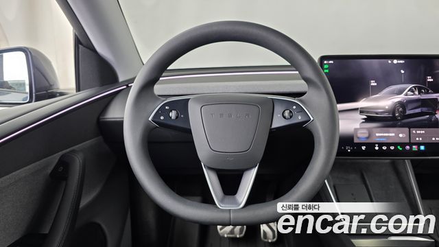 Tesla Model Y RWD 2025 — фото 12