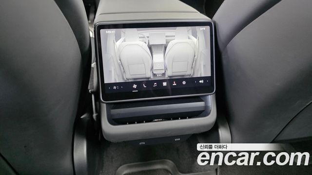 Tesla Model Y RWD 2025 — фото 19