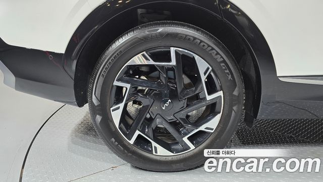 Kia Sportage (V) LPG 2.0 2WD Signature 2024 — фото 5
