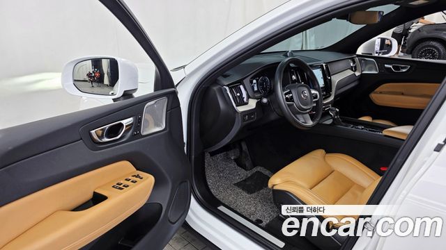 Volvo XC60 (II) D5 Inscription 2020 — фото 10