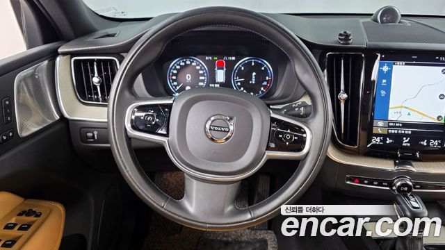 Volvo XC60 (II) D5 Inscription 2020 — фото 17