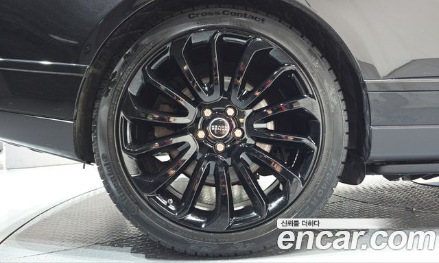 Land Rover Range Rover (IV) 4.4 SDV8 Vogue SE DIESEL 2017 — фото 5