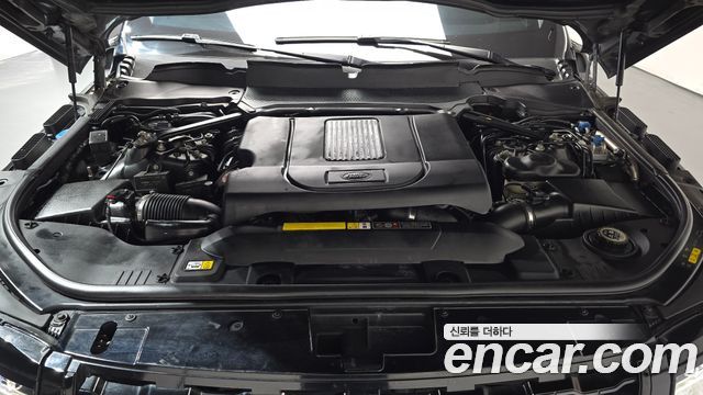 Land Rover Range Rover (IV) 4.4 SDV8 Vogue SE DIESEL 2017 — фото 6