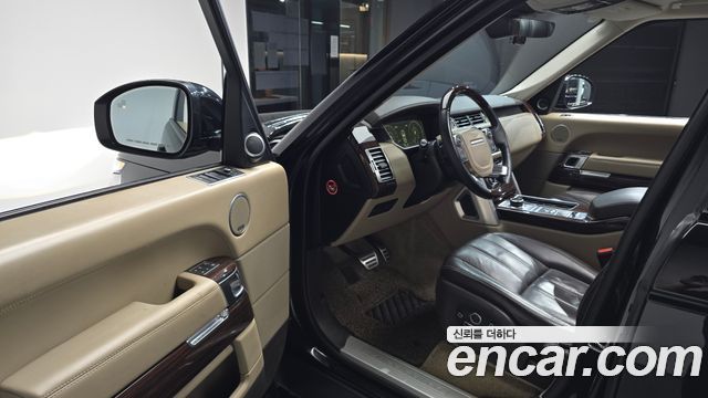 Land Rover Range Rover (IV) 4.4 SDV8 Vogue SE DIESEL 2017 — фото 10