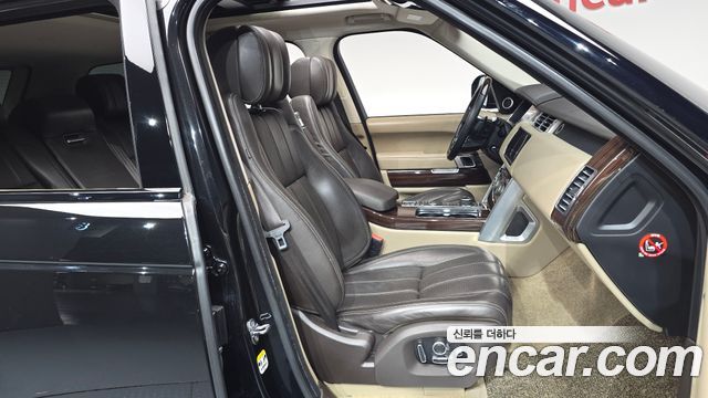 Land Rover Range Rover (IV) 4.4 SDV8 Vogue SE DIESEL 2017 — фото 26