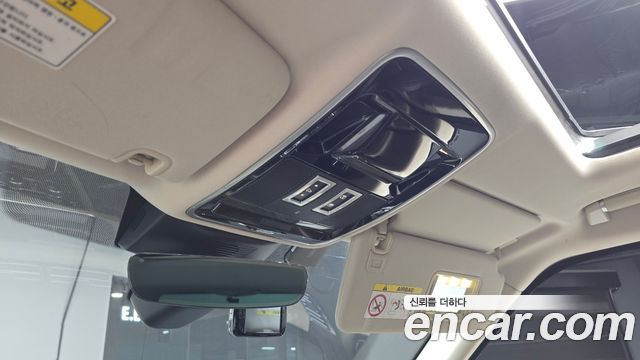 Land Rover Range Rover (IV) 4.4 SDV8 Vogue SE DIESEL 2017 — фото 29