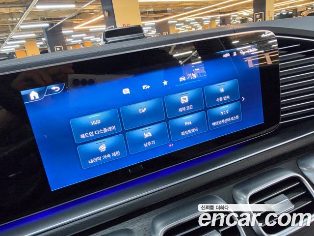 Mercedes-Benz GLS-Class (X167) GLS580 4MATIC 2025 — фото 6