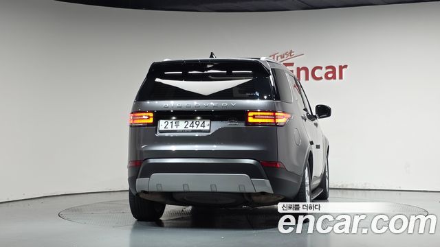 Land Rover Discovery 5 3.0 TD6 HSE 2018 — фото 4