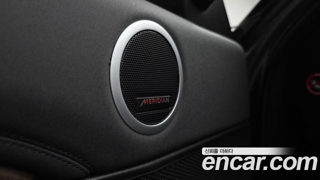 Land Rover Discovery 5 3.0 TD6 HSE 2018 — фото 18