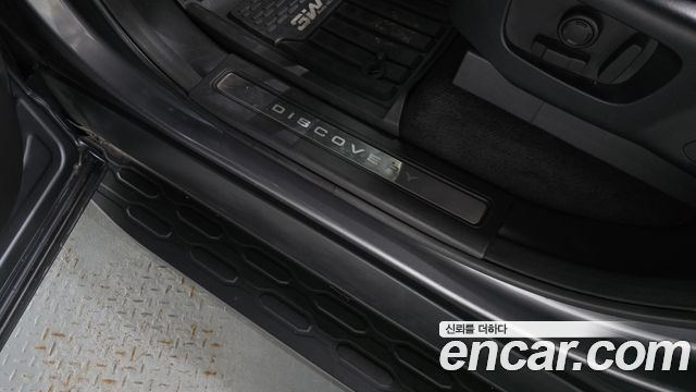 Land Rover Discovery 5 3.0 TD6 HSE 2018 — фото 19