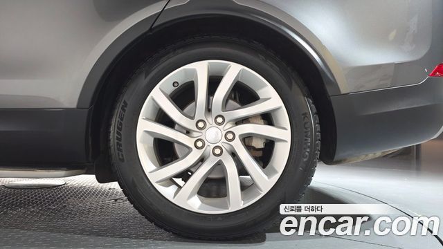 Land Rover Discovery 5 3.0 TD6 HSE 2018 — фото 21