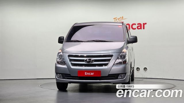 Hyundai Grand Starex 5-Seater VAN Smart 2018 — фото 3