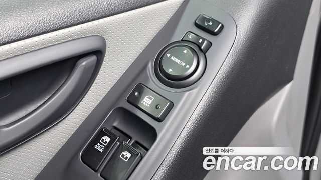 Hyundai Grand Starex 5-Seater VAN Smart 2018 — фото 12