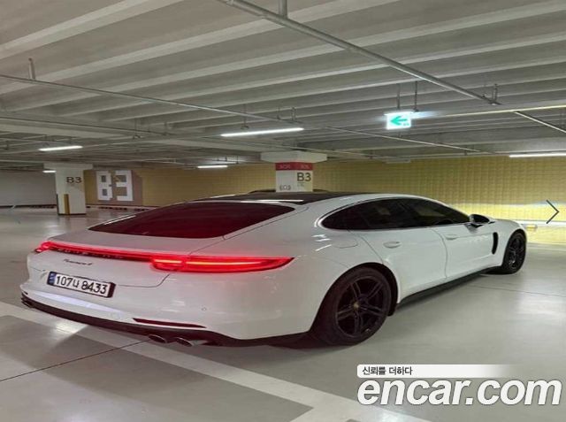 Porsche Panamera (971) 3.0 AWD 2018 — фото 6