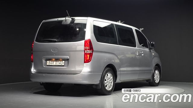 Hyundai Grand Starex Van 3-Seater Smart 2020 — фото 2