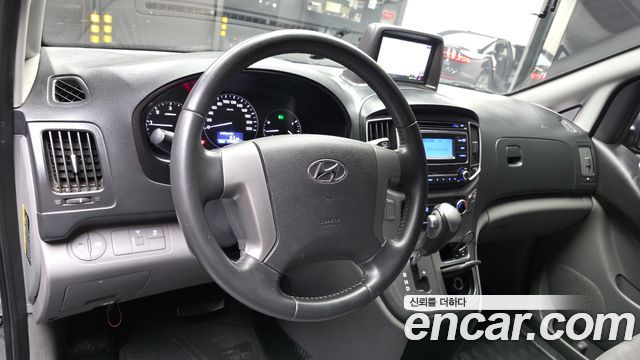 Hyundai Grand Starex Van 3-Seater Smart 2020 — фото 13