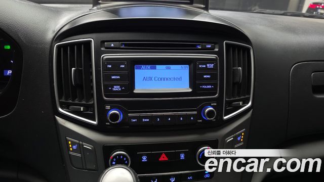 Hyundai Grand Starex Van 3-Seater Smart 2020 — фото 16