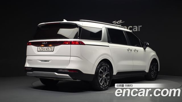 Kia Carnival (IV) Gasoline 9-Seater Prestige 2023 — фото 2