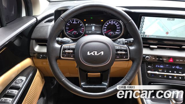 Kia Carnival (IV) Gasoline 9-Seater Prestige 2023 — фото 17