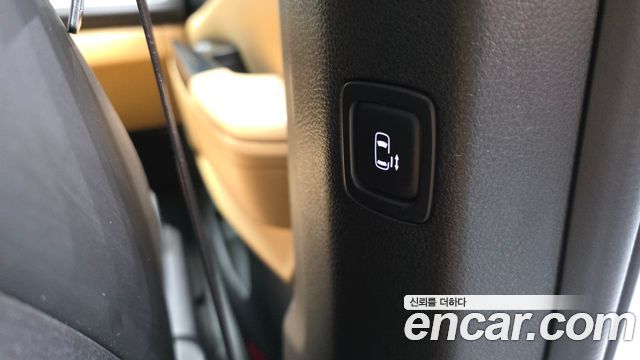 Kia Carnival (IV) Gasoline 9-Seater Prestige 2023 — фото 39