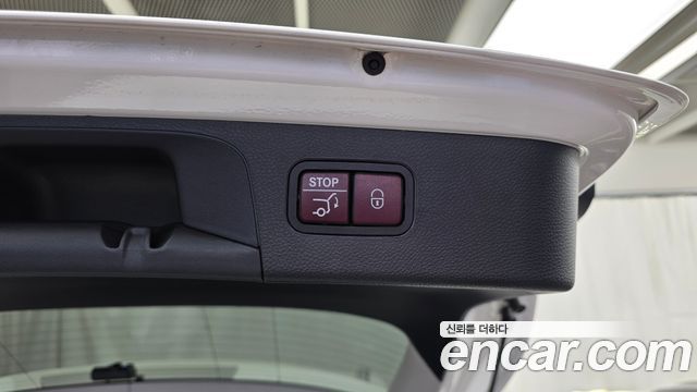 Mercedes-Benz GLC-Class (X253) GLC350e 4MATIC 2019 — фото 19