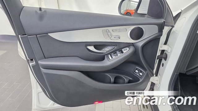 Mercedes-Benz GLC-Class (X253) GLC350e 4MATIC 2019 — фото 24