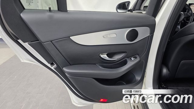 Mercedes-Benz GLC-Class (X253) GLC350e 4MATIC 2019 — фото 25