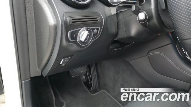Mercedes-Benz GLC-Class (X253) GLC350e 4MATIC 2019 — фото 28