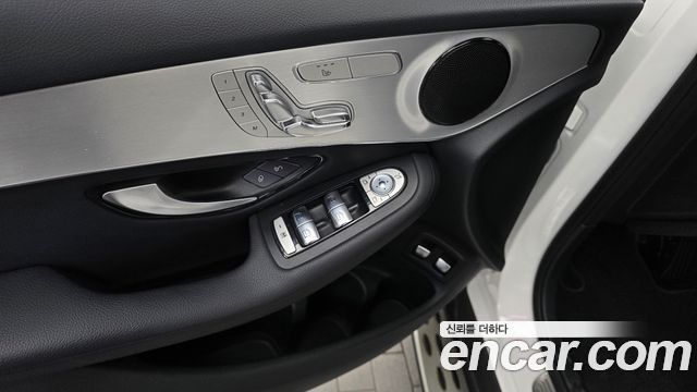 Mercedes-Benz GLC-Class (X253) GLC350e 4MATIC 2019 — фото 30