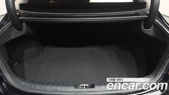 Hyundai Grandeur (IG) 2.4 Premium Special 2018 — фото 21