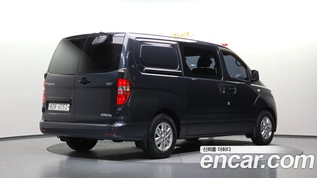 Hyundai Grand Starex Van 5-Seater Modern 2019 — фото 2