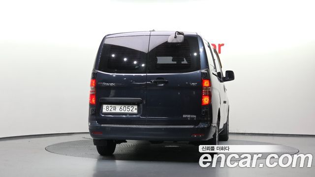 Hyundai Grand Starex Van 5-Seater Modern 2019 — фото 4