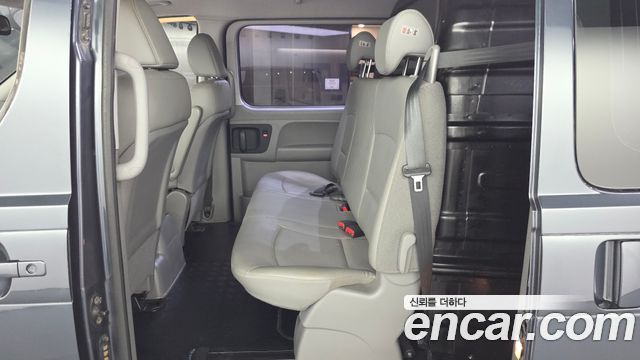 Hyundai Grand Starex Van 5-Seater Modern 2019 — фото 16
